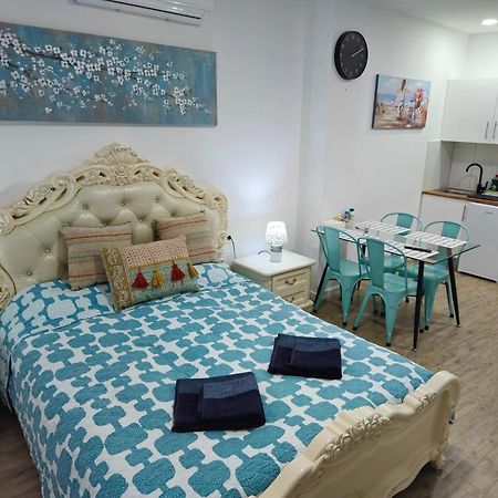 Apartamentos Elemar Free Luggage Storage Málaga Dış mekan fotoğraf