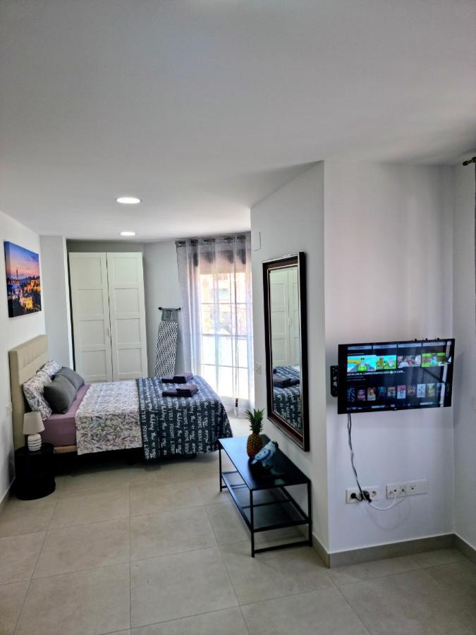 Apartamentos Elemar Free Luggage Storage Málaga Dış mekan fotoğraf