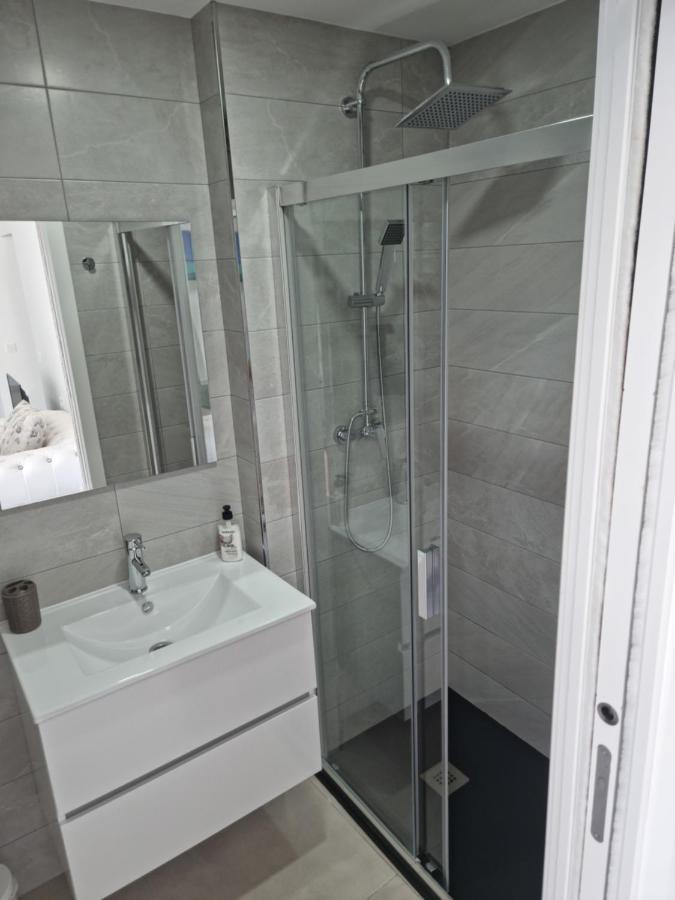 Apartamentos Elemar Free Luggage Storage Málaga Dış mekan fotoğraf