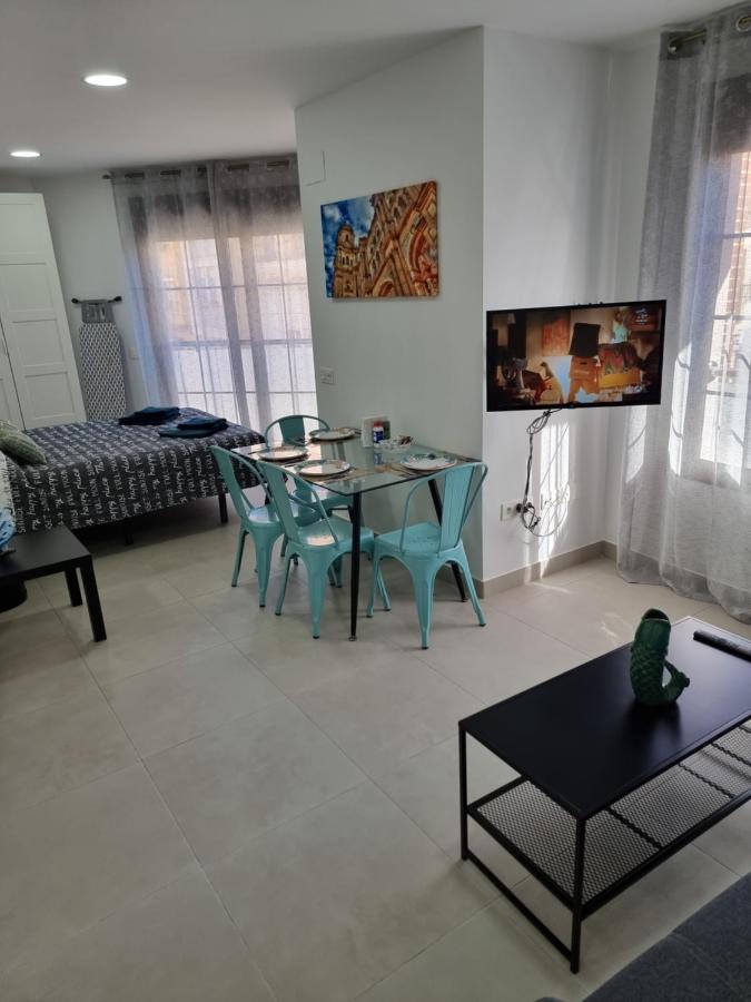 Apartamentos Elemar Free Luggage Storage Málaga Dış mekan fotoğraf