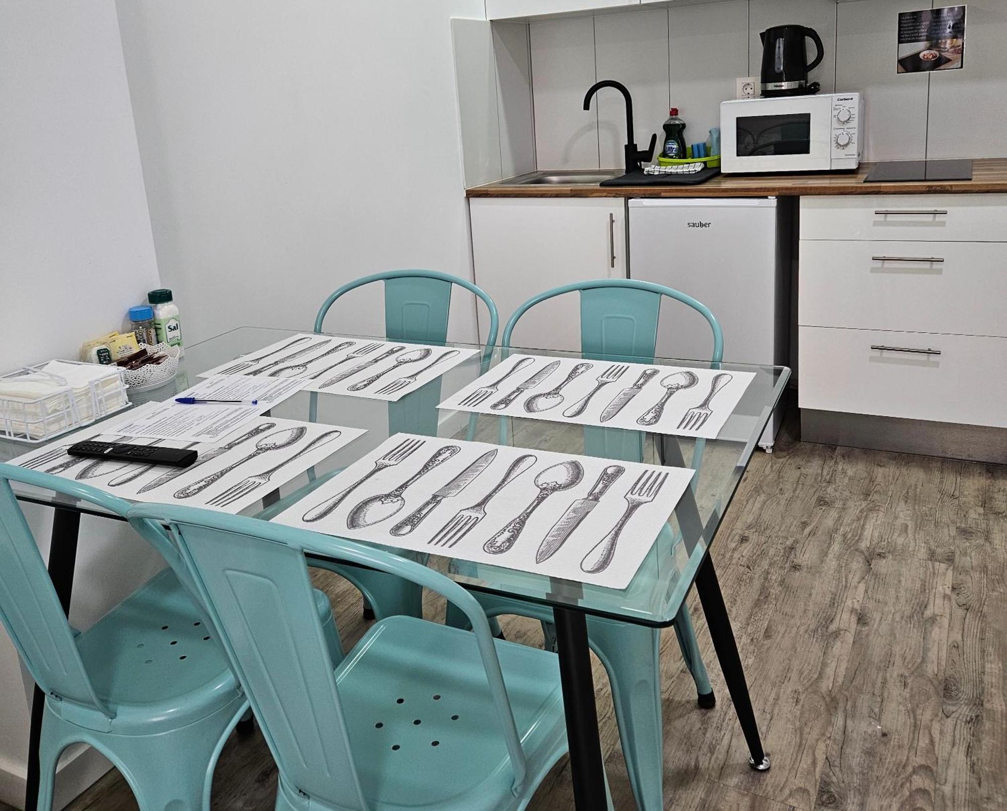 Apartamentos Elemar Free Luggage Storage Málaga Dış mekan fotoğraf